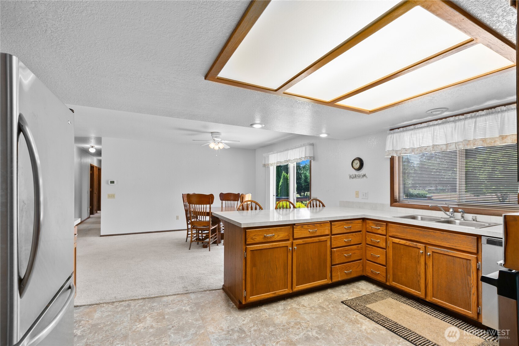 6929 Mission Road