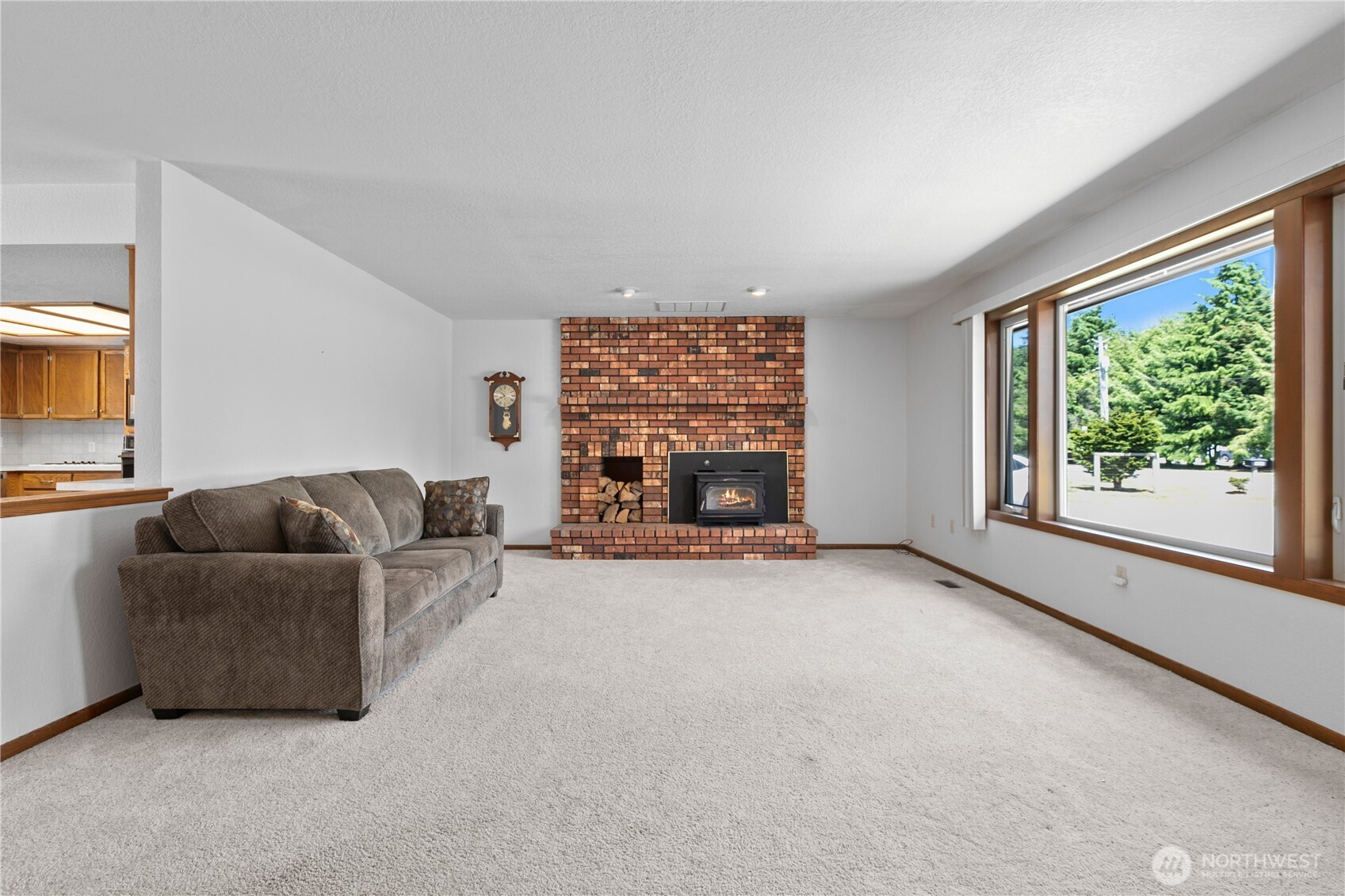 6929 Mission Road