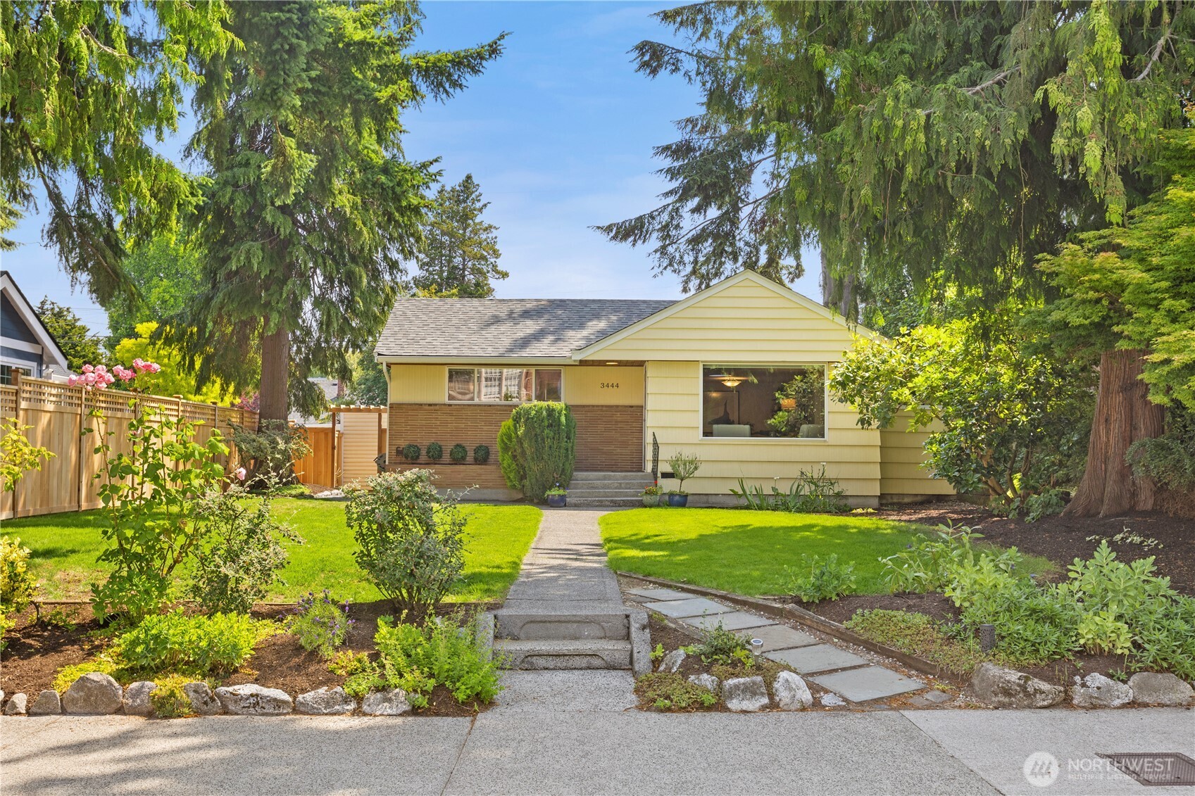 3444 45th Avenue SW