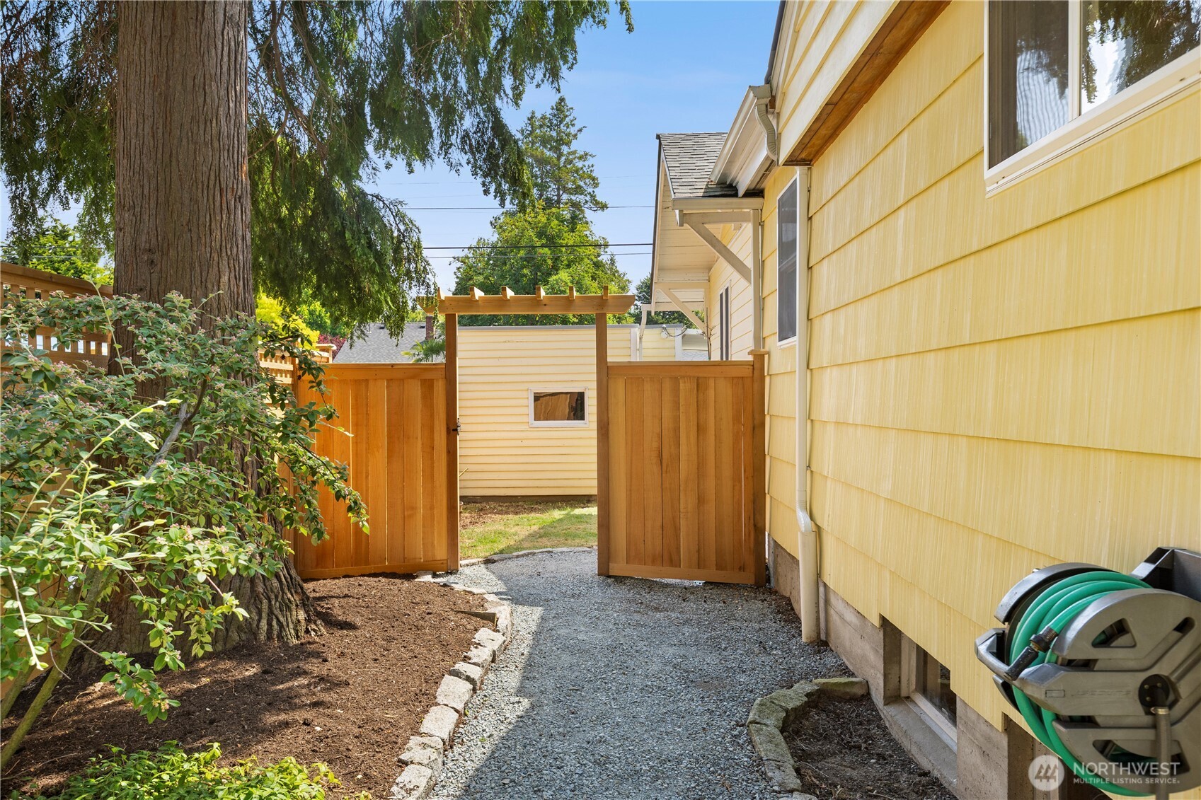 3444 45th Avenue SW