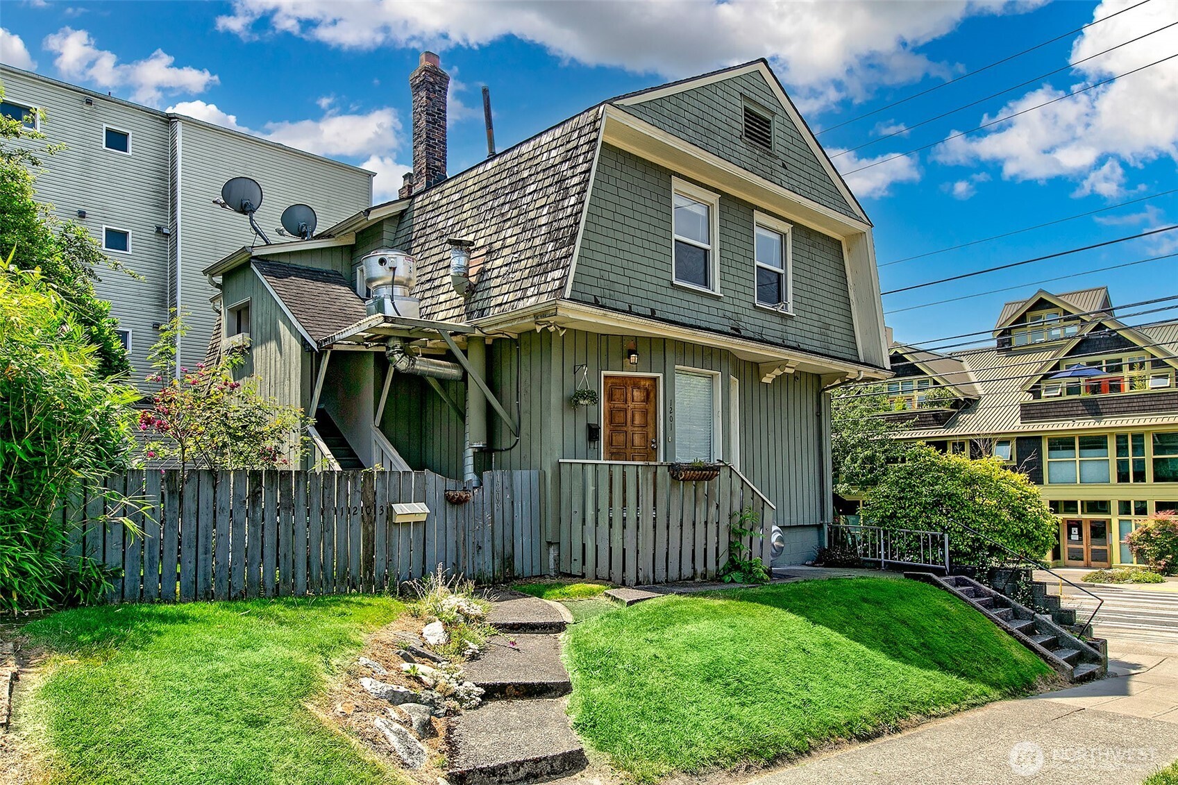 1201 E Denny Way
