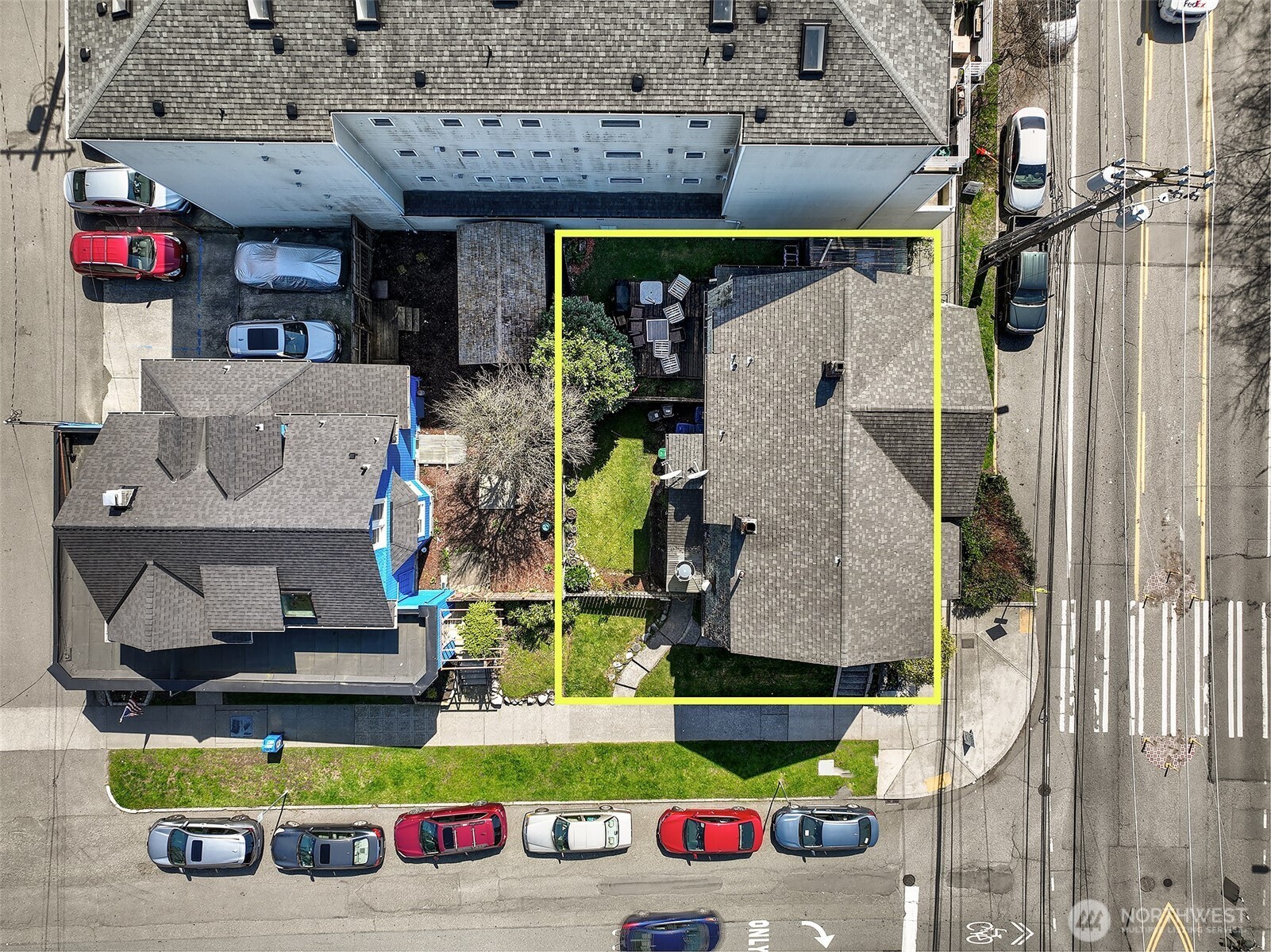 1201 E Denny Way