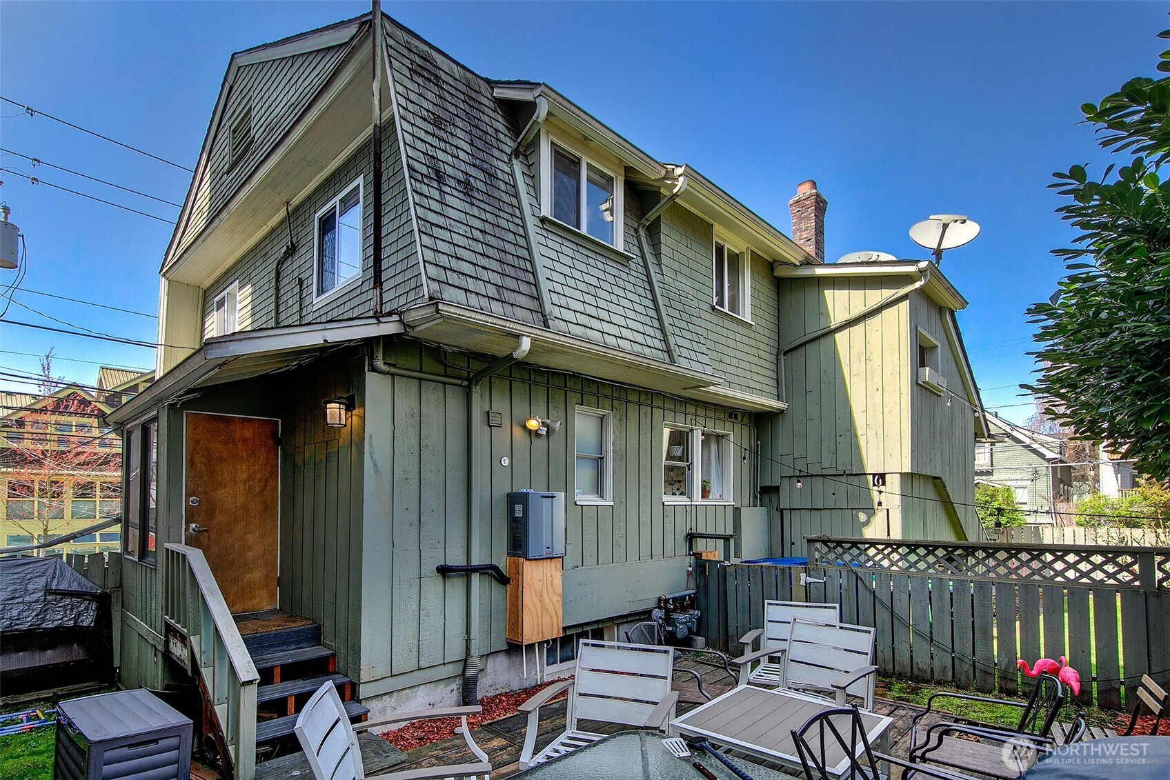 1201 E Denny Way