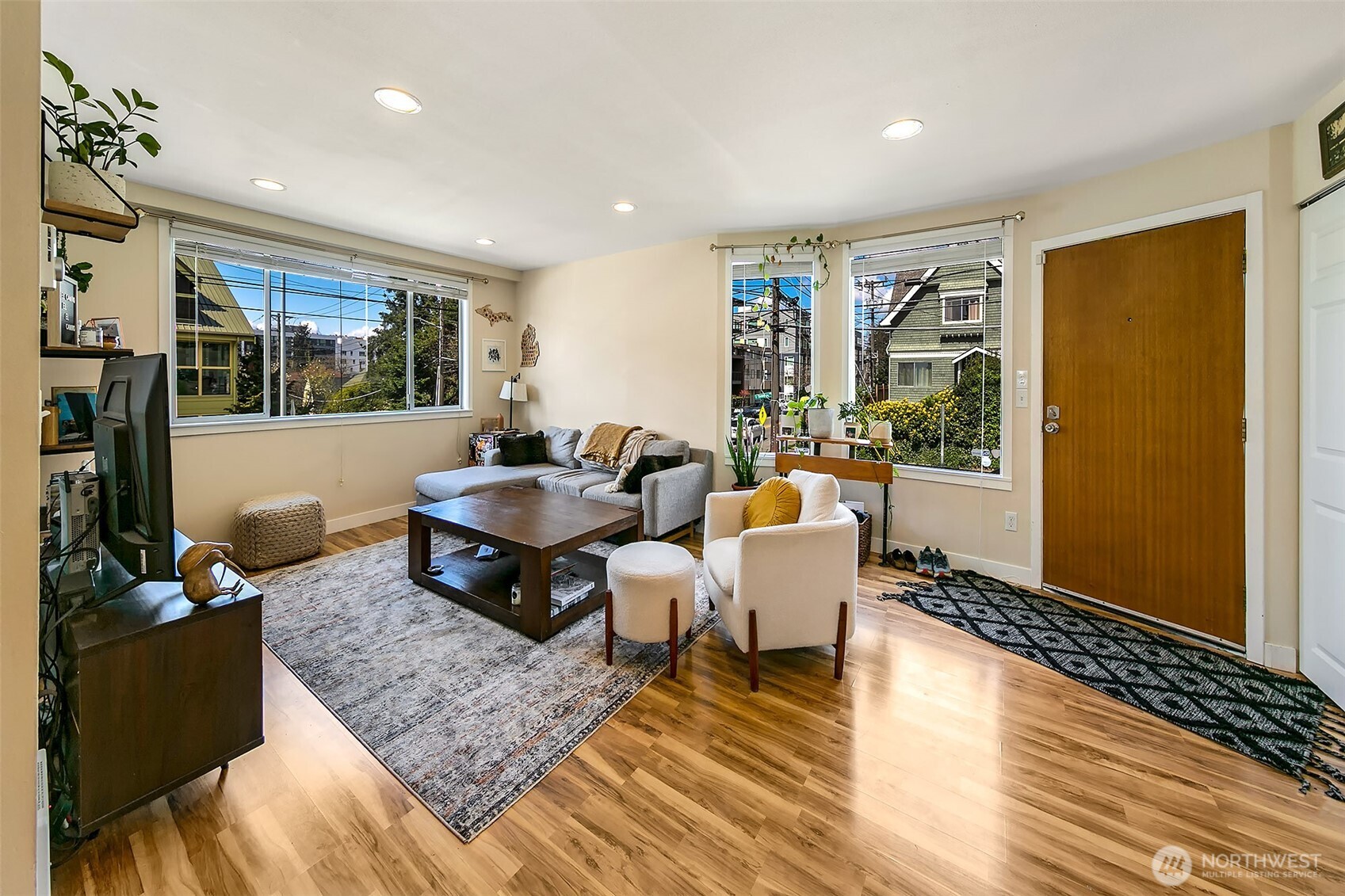 1201 E Denny Way