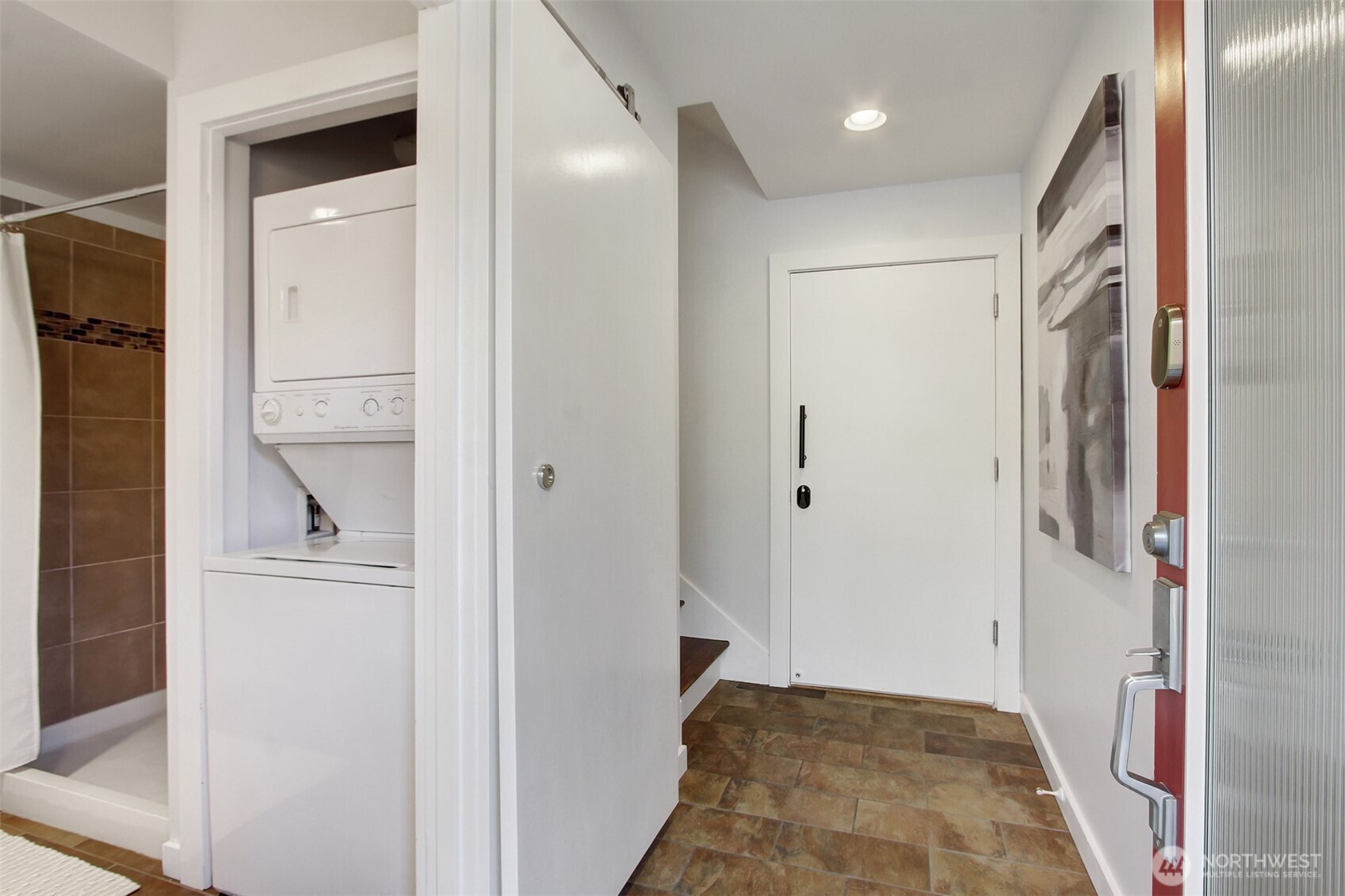 5929 California Avenue SW Unit: B
