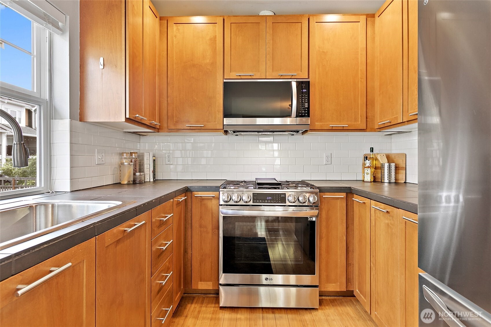 3253 SW Raymond Street