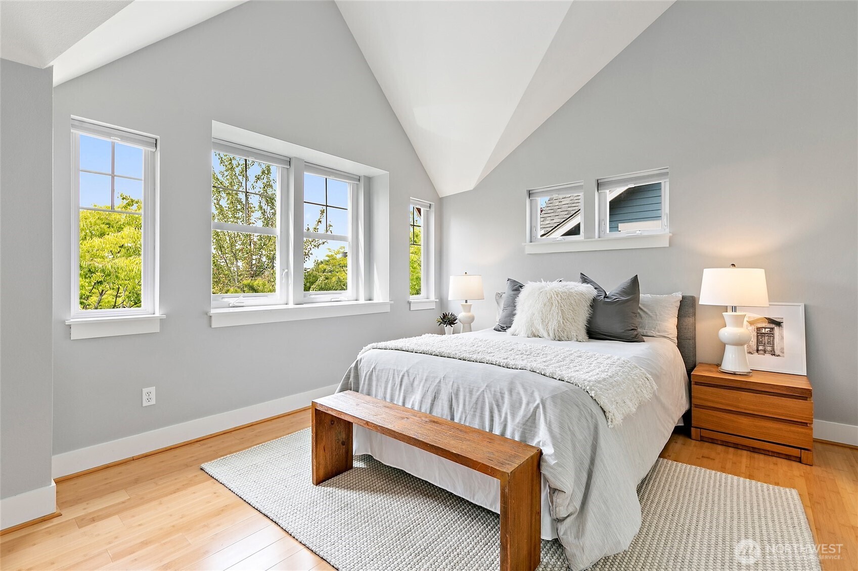 3253 SW Raymond Street