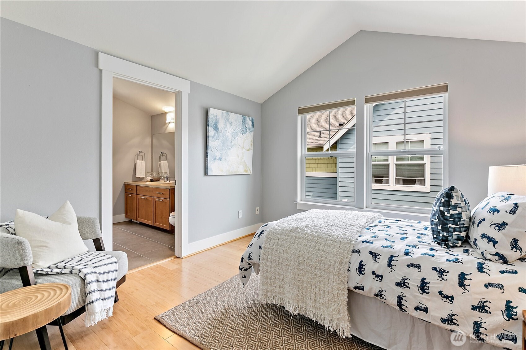 3253 SW Raymond Street