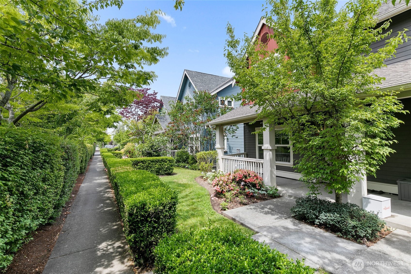 3253 SW Raymond Street