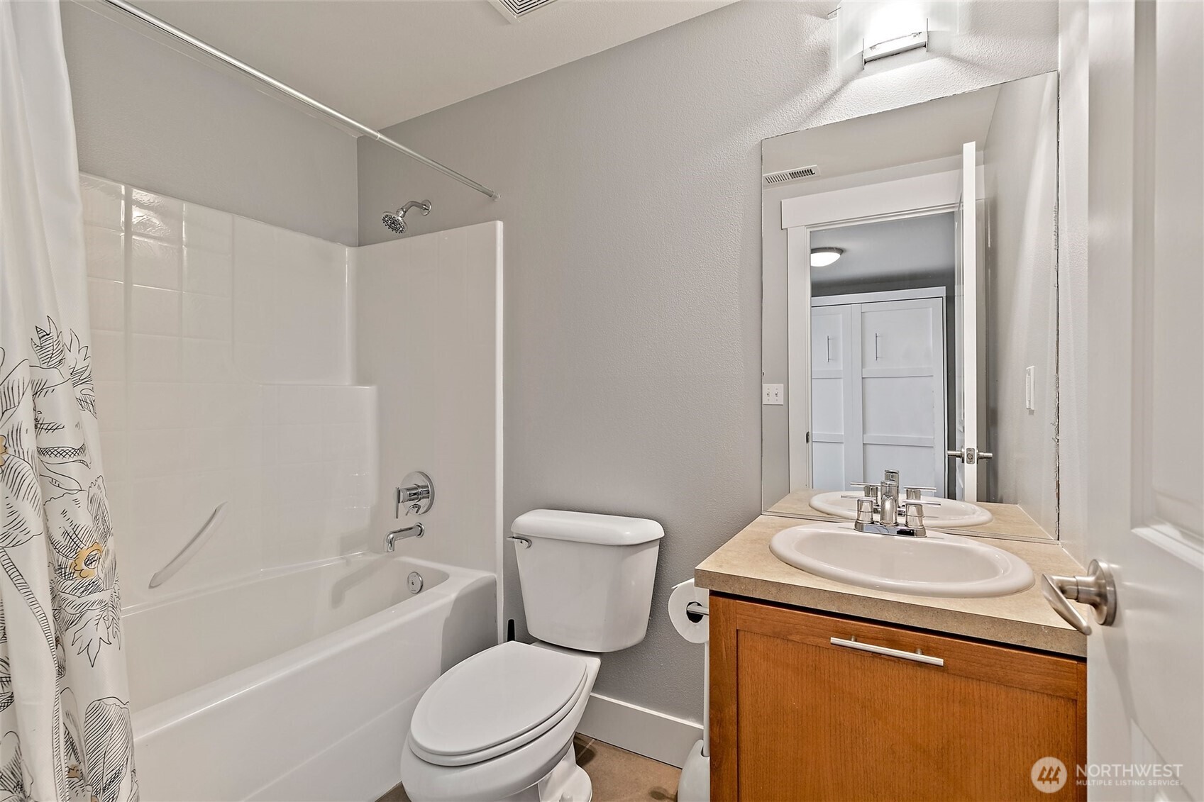 3253 SW Raymond Street