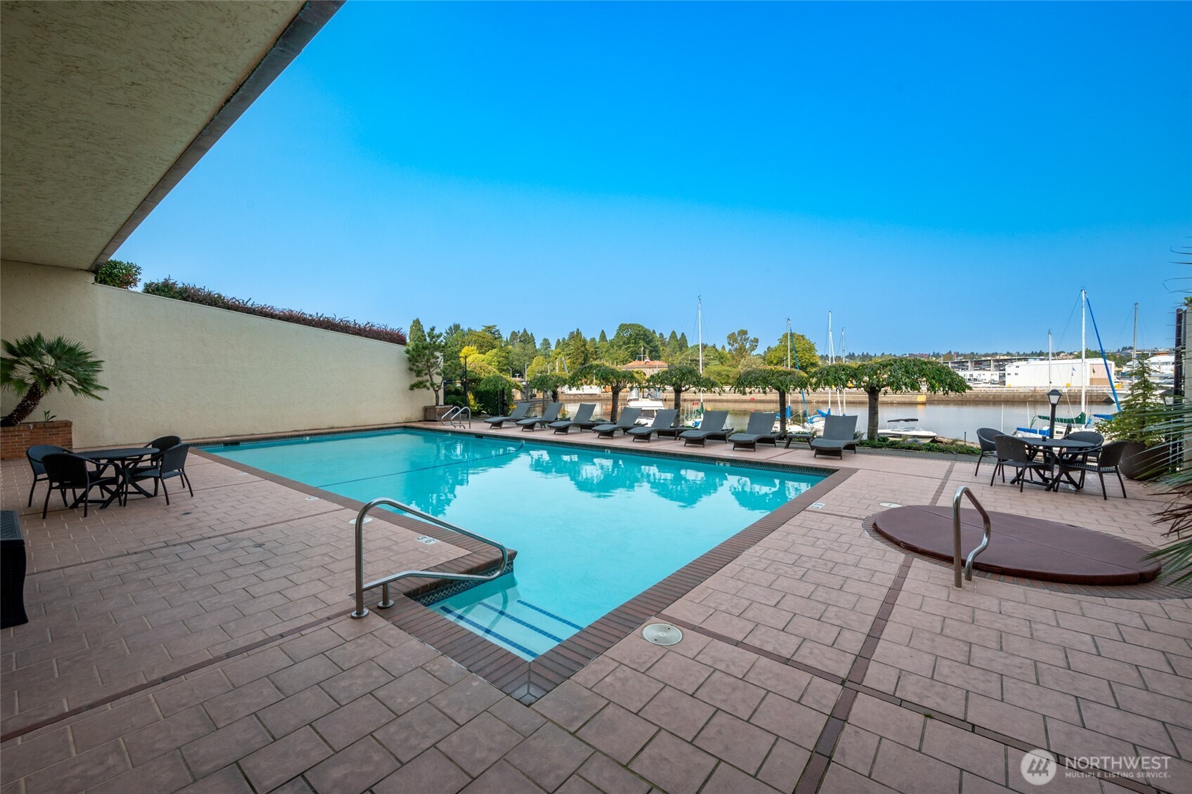 3100 W Commodore Way Unit: 307