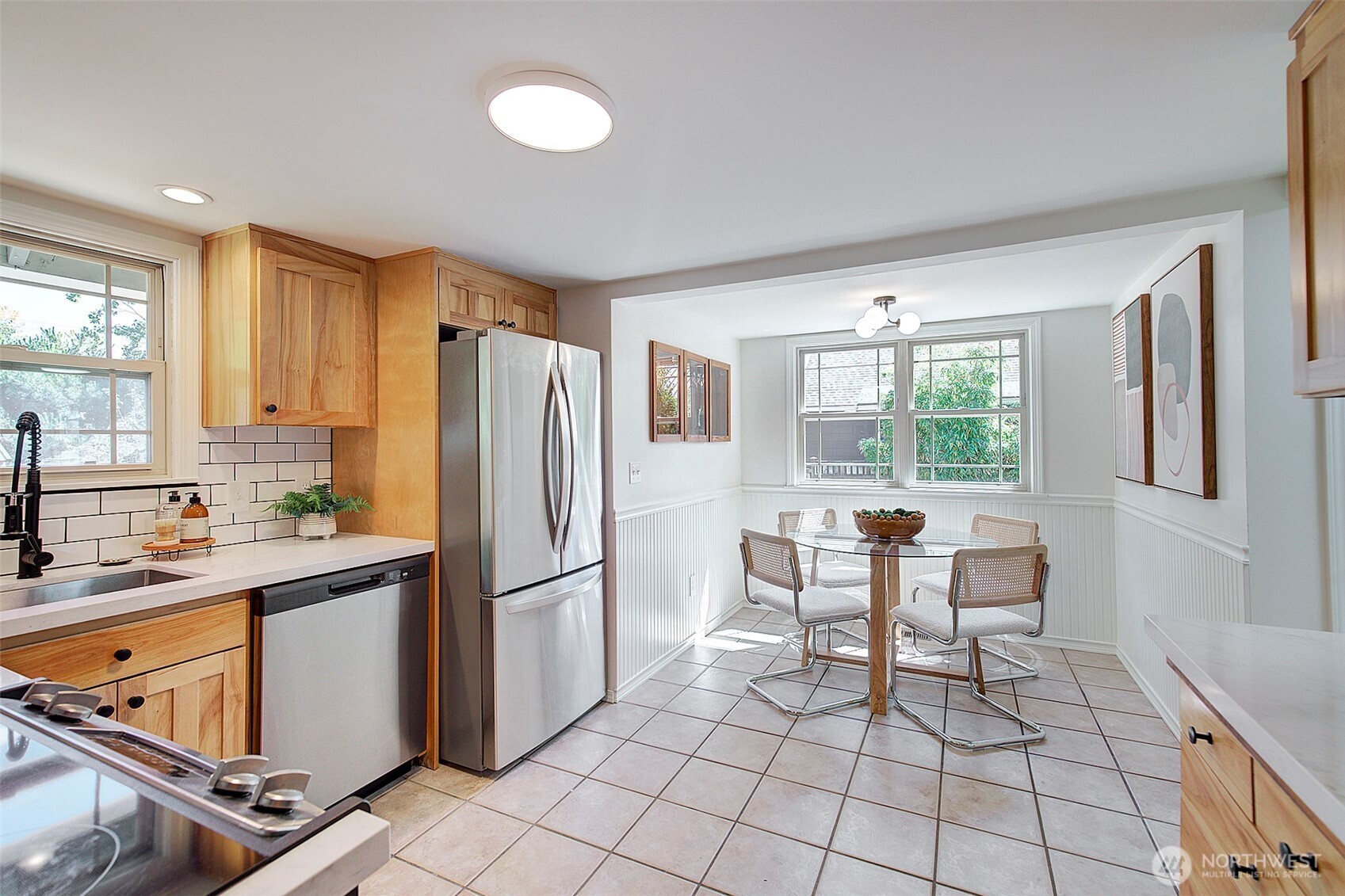 747 N 89th
