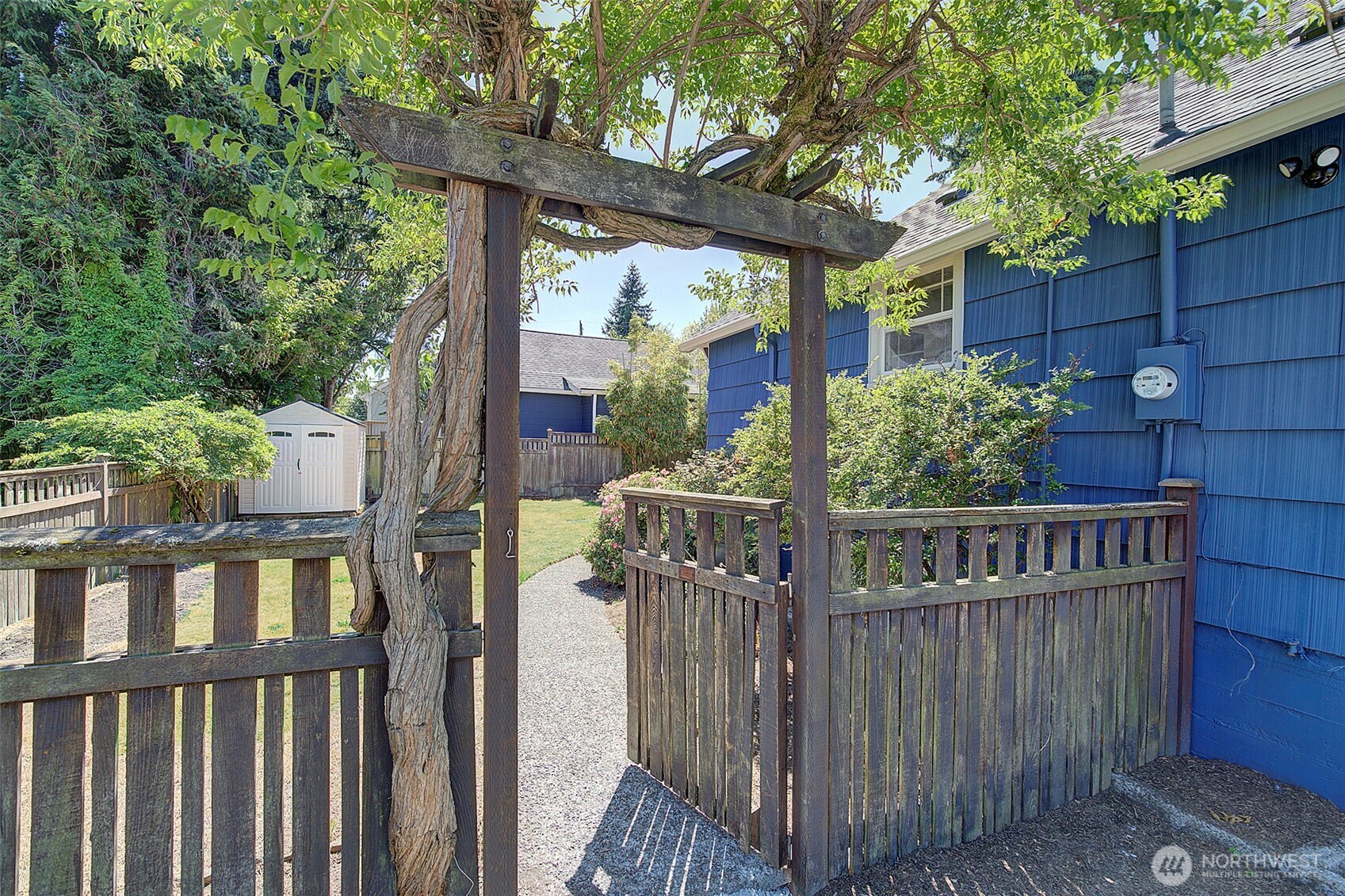 747 N 89th
