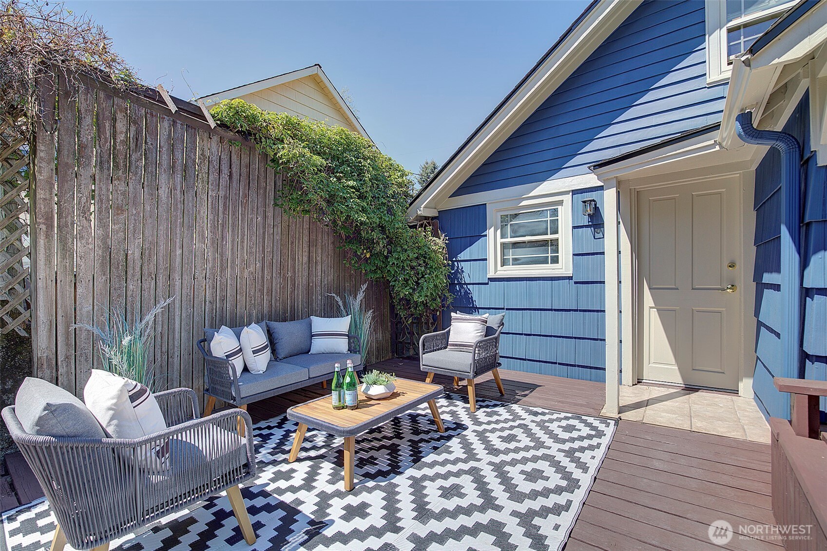 747 N 89th