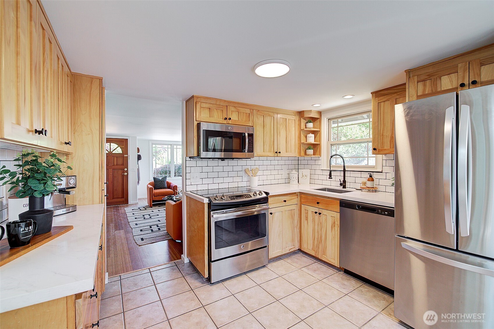 747 N 89th
