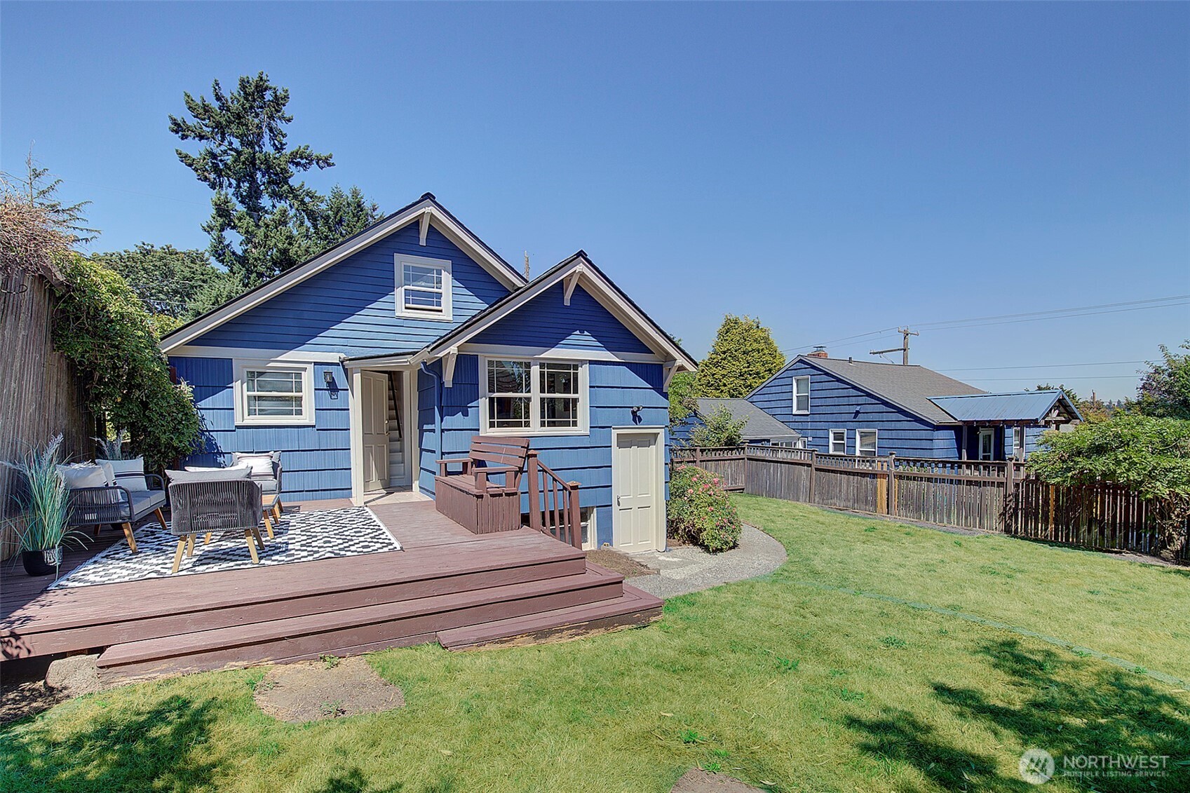 747 N 89th