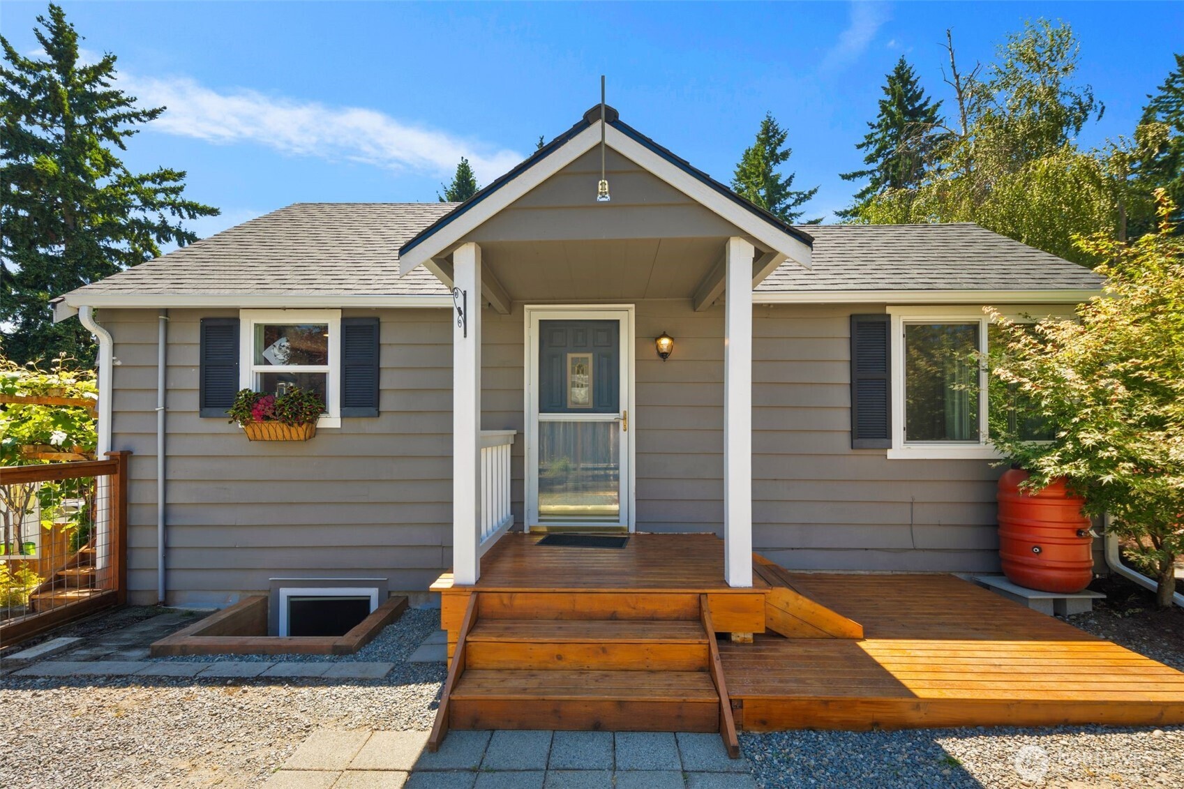 11432 11th Avenue SW