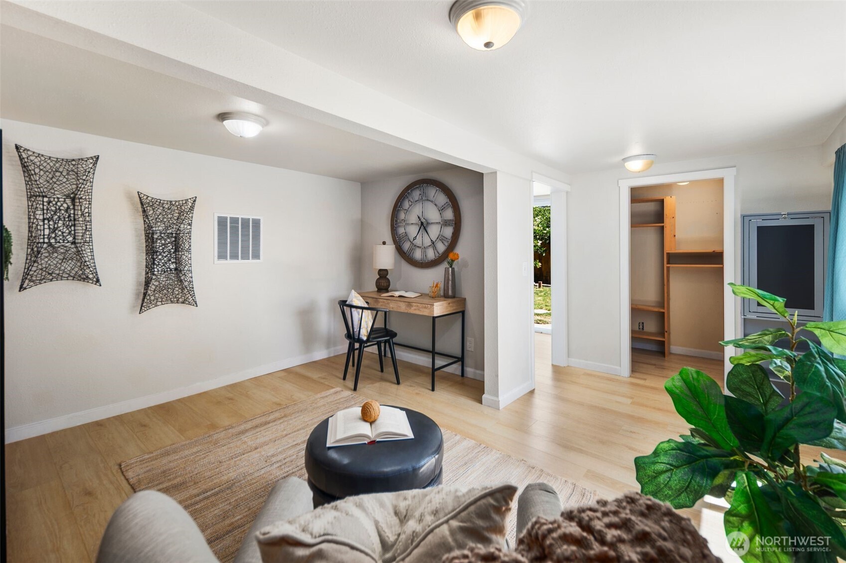 11432 11th Avenue SW