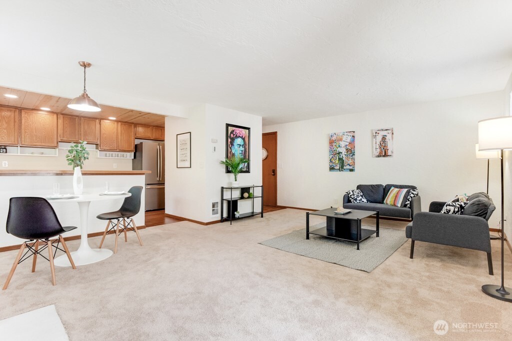 1200 6th Avenue N Unit: 6