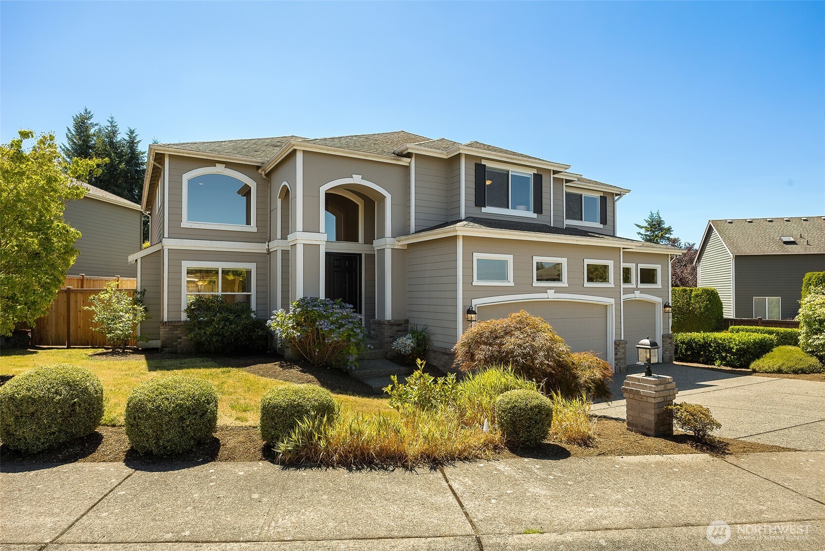 8439 NE 128th Street