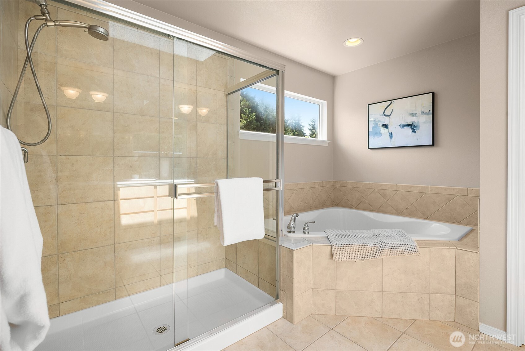 8439 NE 128th Street