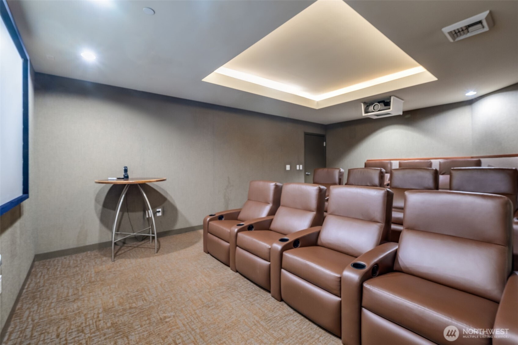 2033 2nd Avenue Unit: 1111