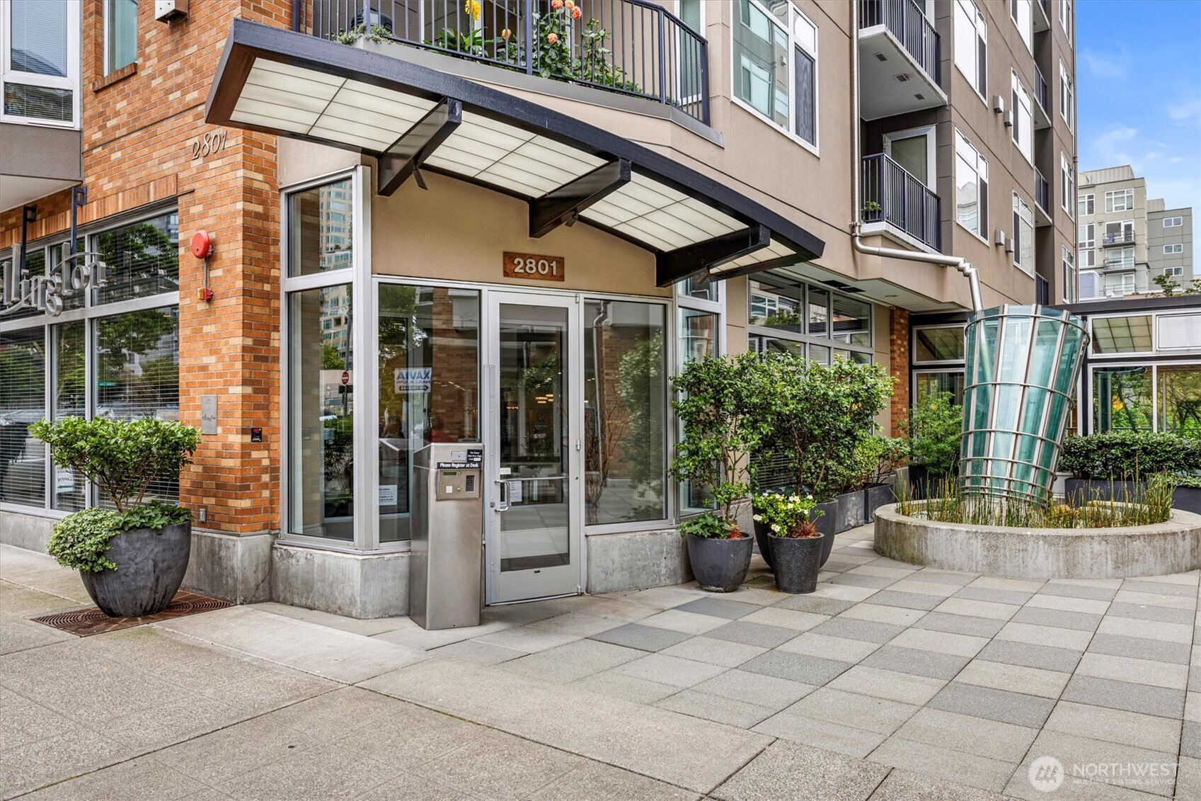 2801 1st Avenue Unit: 501
