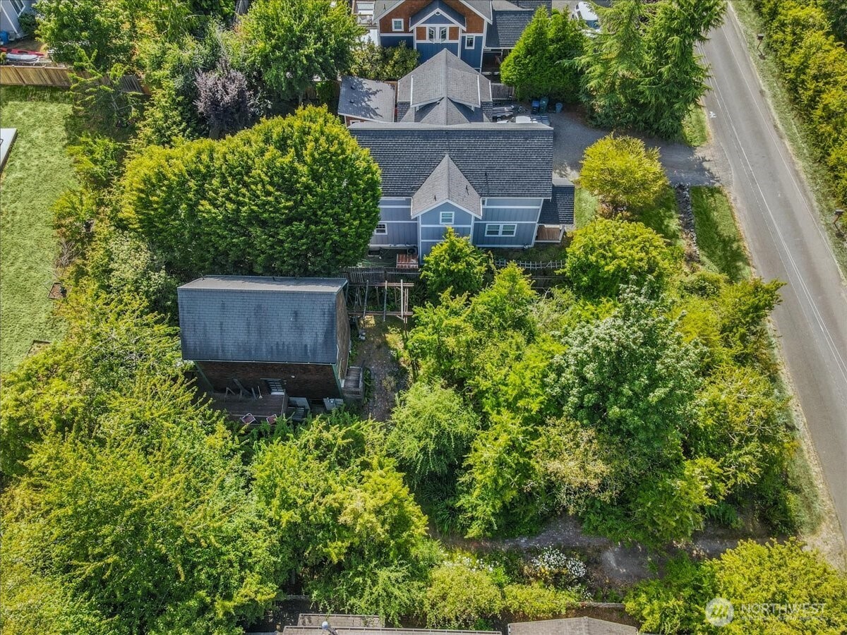 9774 NE Kitsap Street