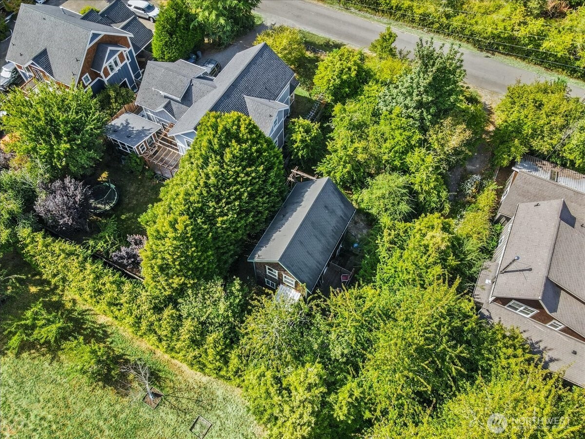 9774 NE Kitsap Street