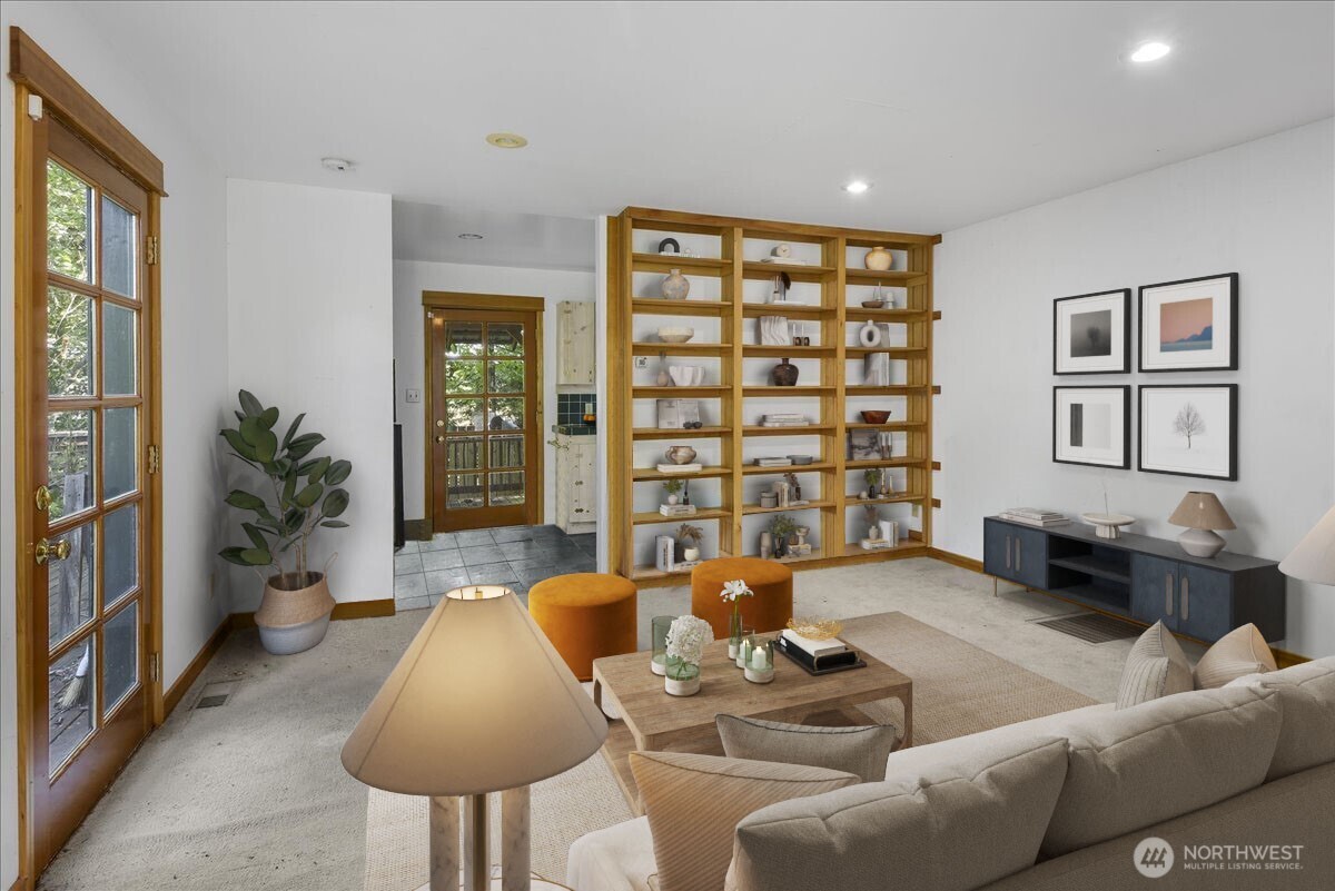 9774 NE Kitsap Street