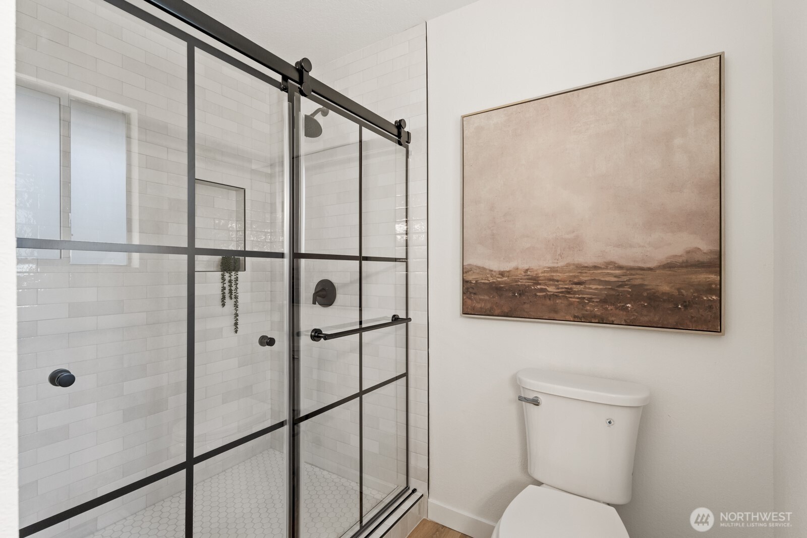 5925 NE 201st Street