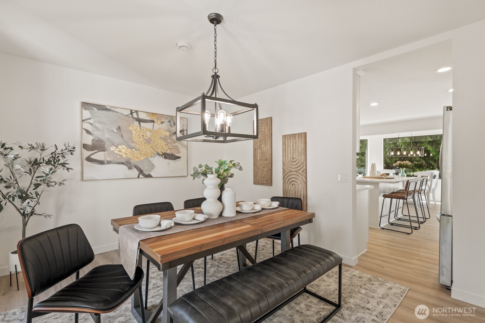 5925 NE 201st Street