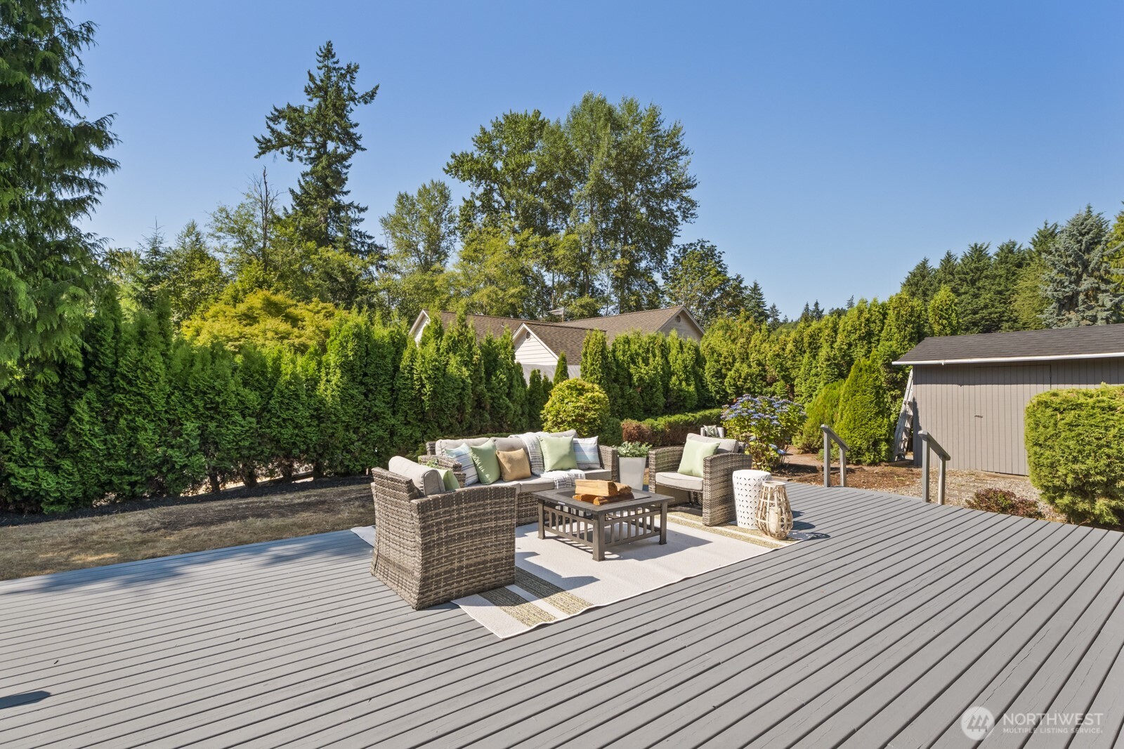 5925 NE 201st Street