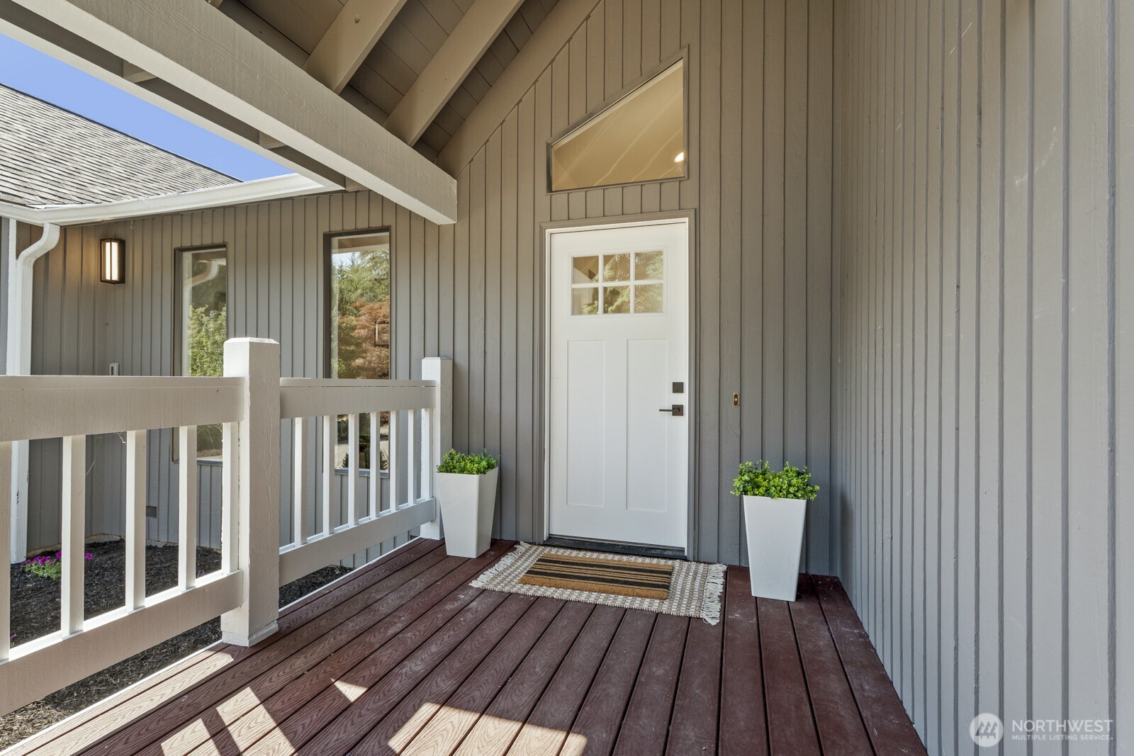 5925 NE 201st Street