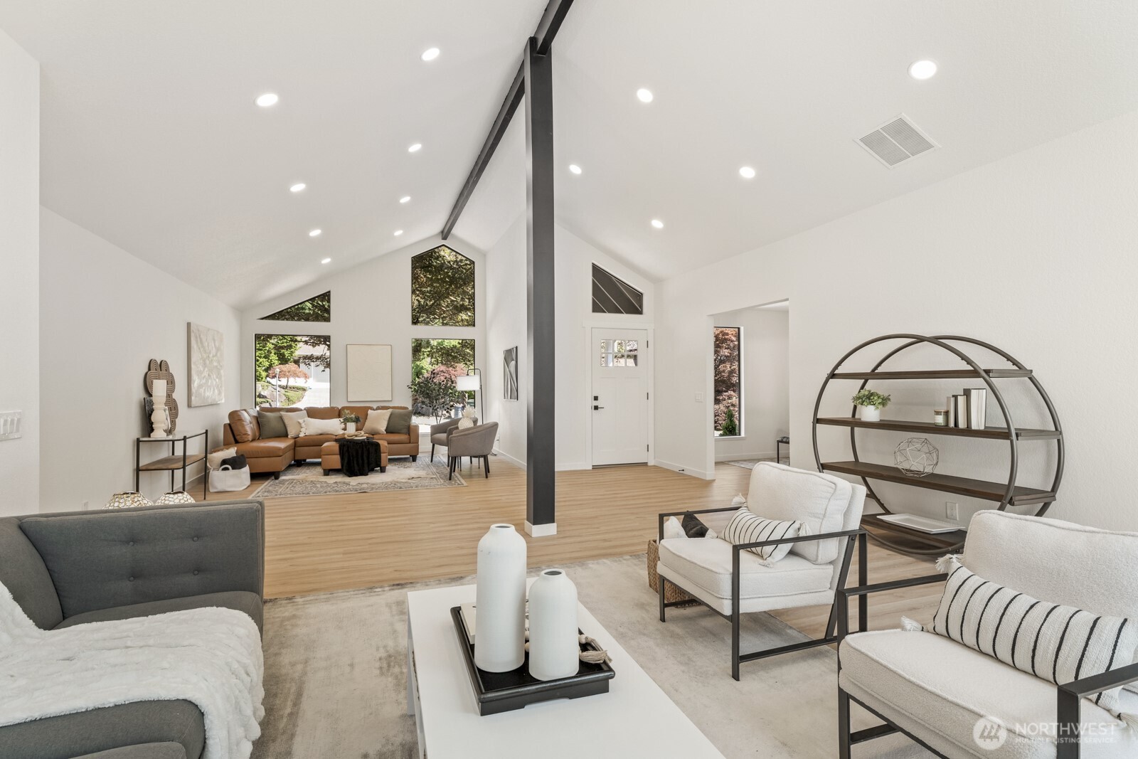 5925 NE 201st Street