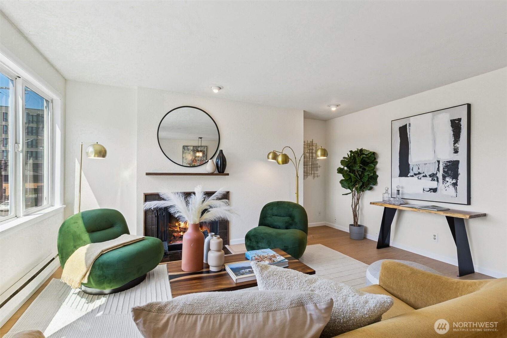 8534 Phinney Avenue N Unit: 202