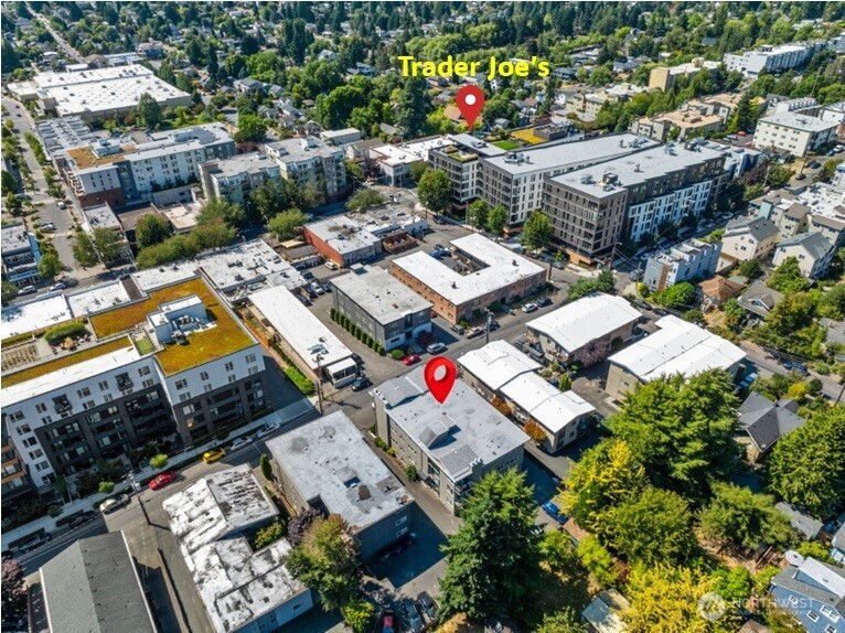 8534 Phinney Avenue N Unit: 202