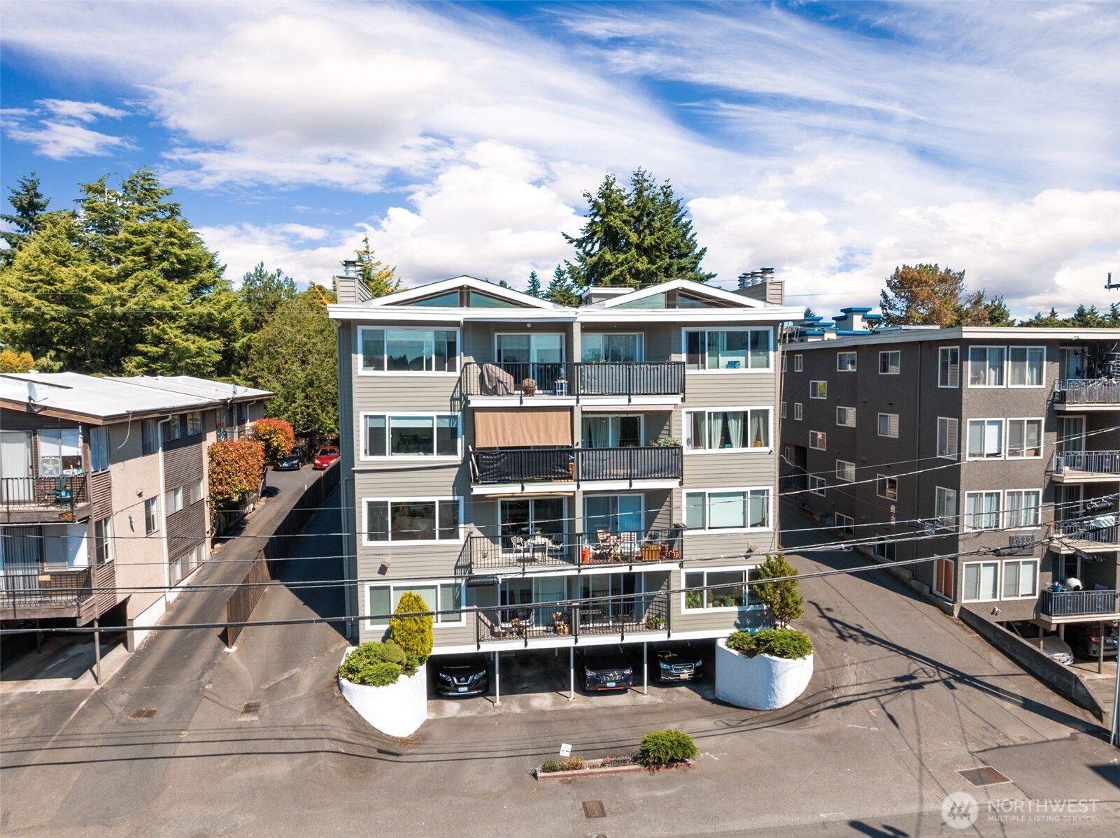 8534 Phinney Avenue N Unit: 202