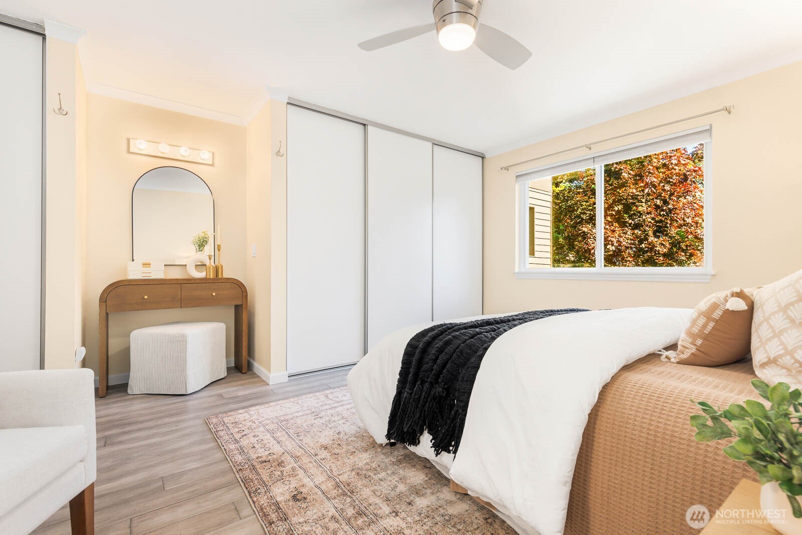 13279 15th Avenue NE Unit: B-20