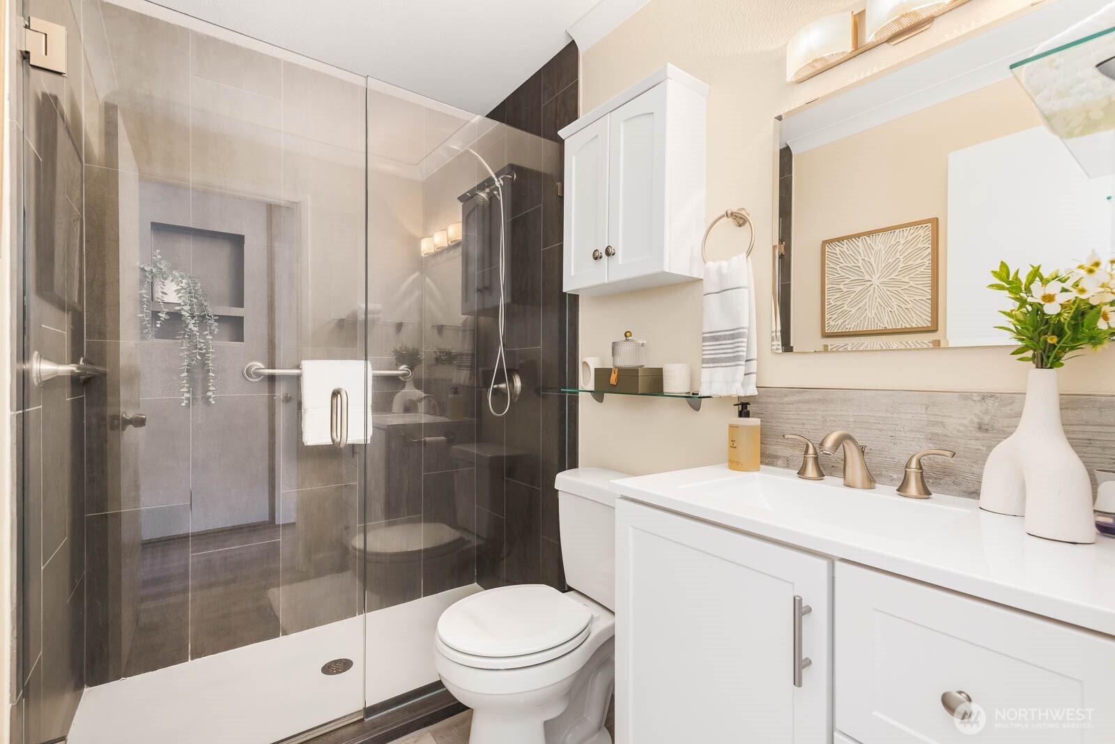 13279 15th Avenue NE Unit: B-20