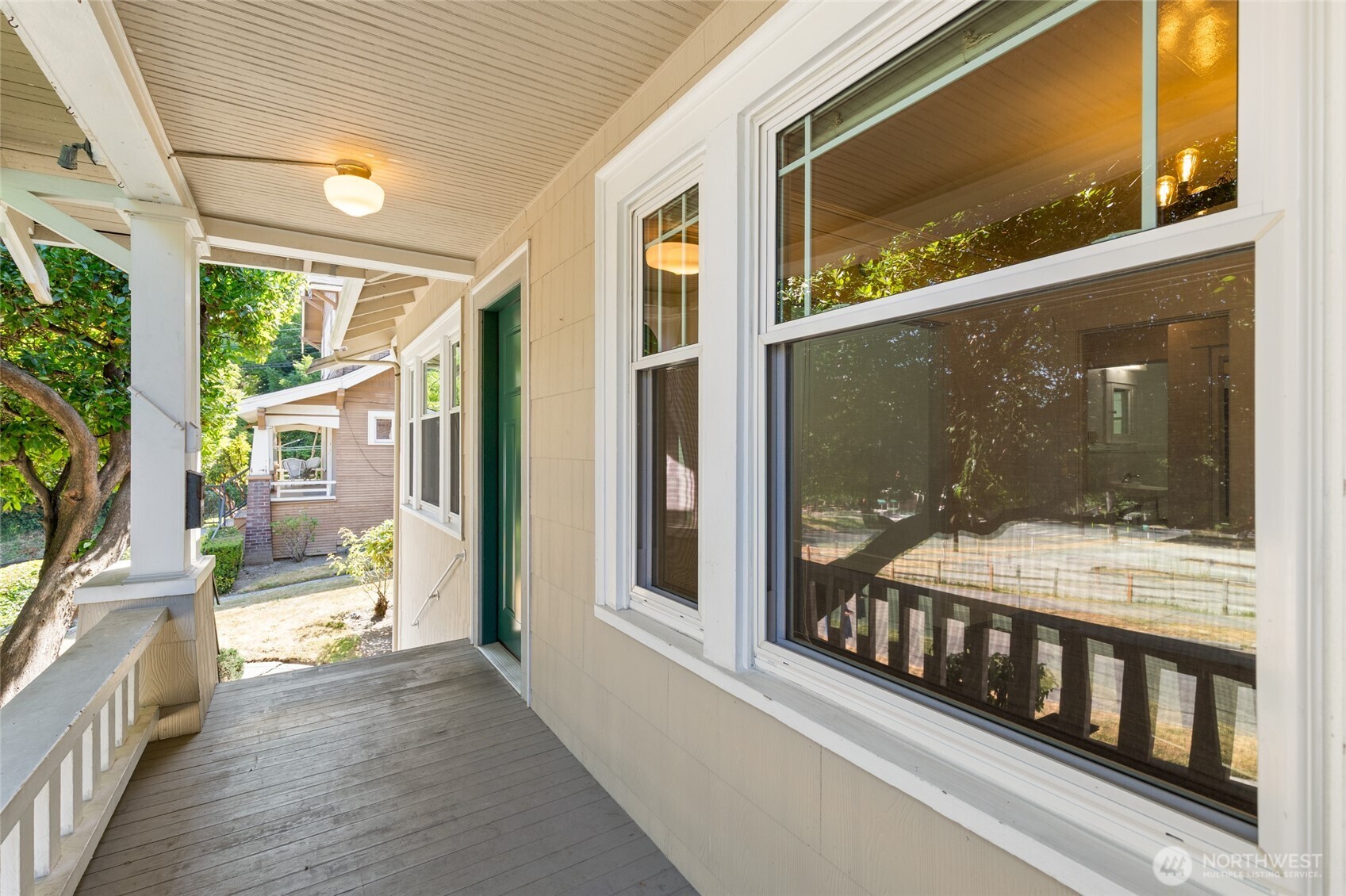 307 W Dravus Street