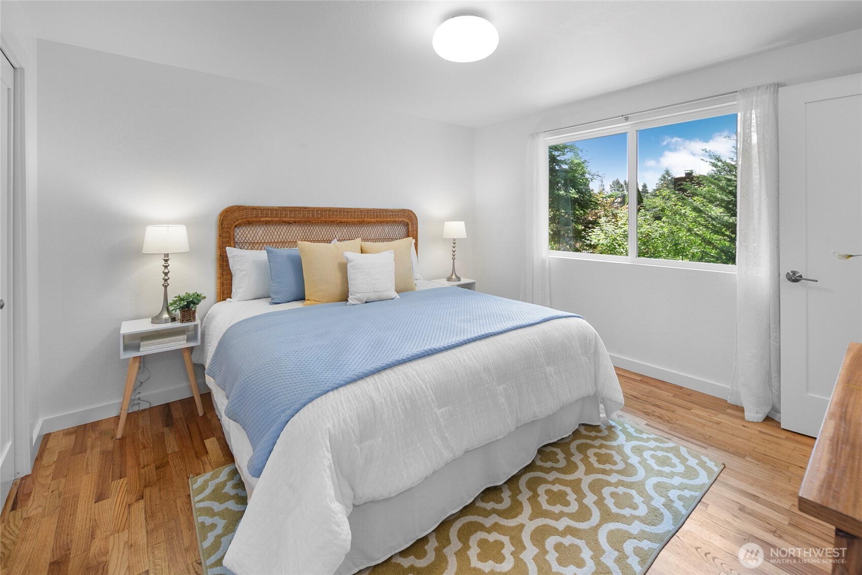 16405 Burke Avenue N