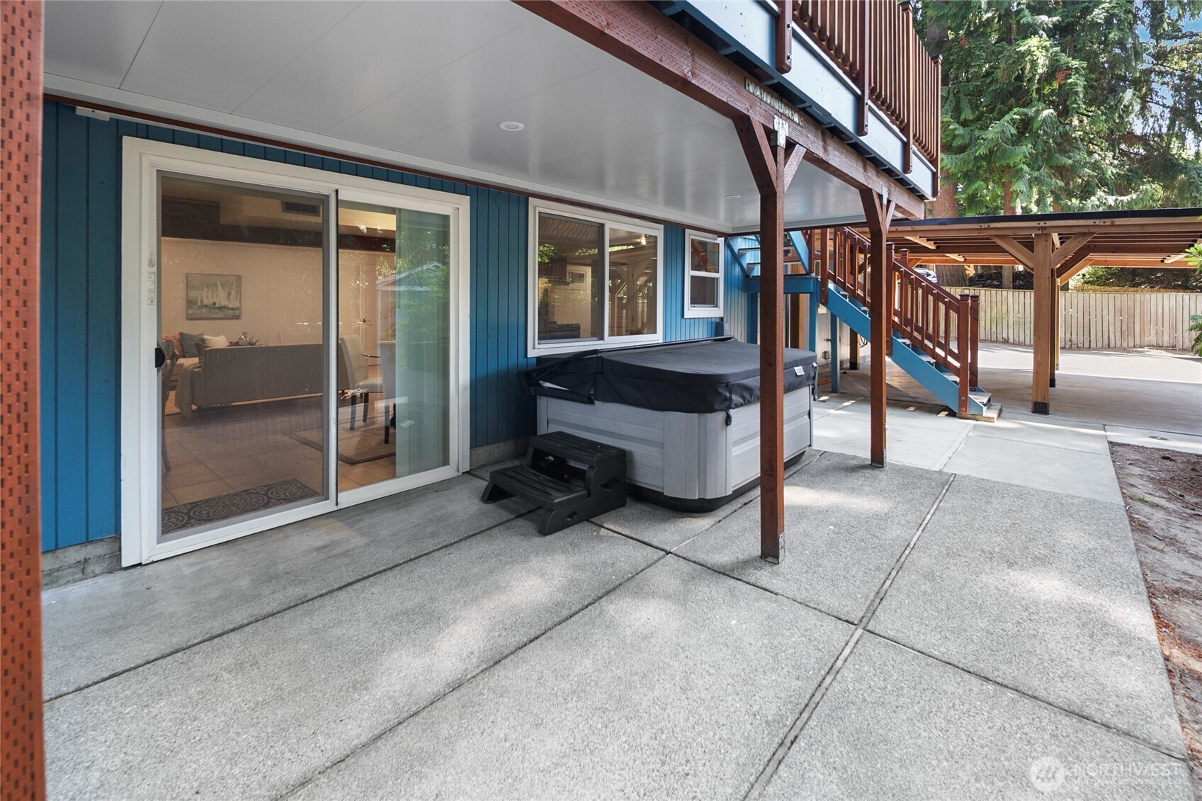 16405 Burke Avenue N