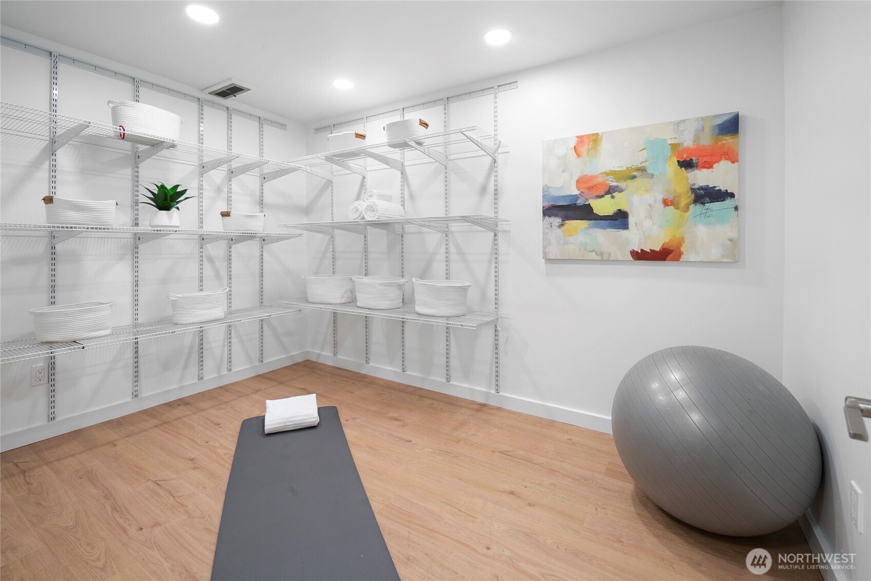 16405 Burke Avenue N