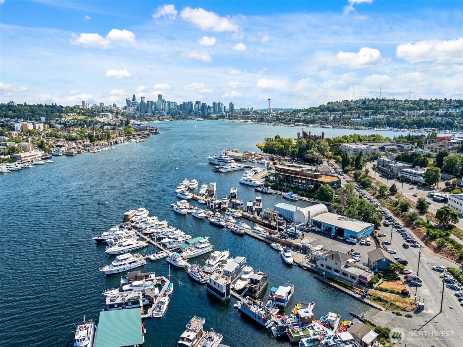 2401 N Northlake Way Unit: F6