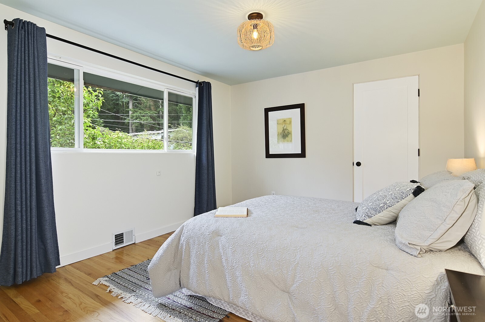 17221 Palatine Avenue N