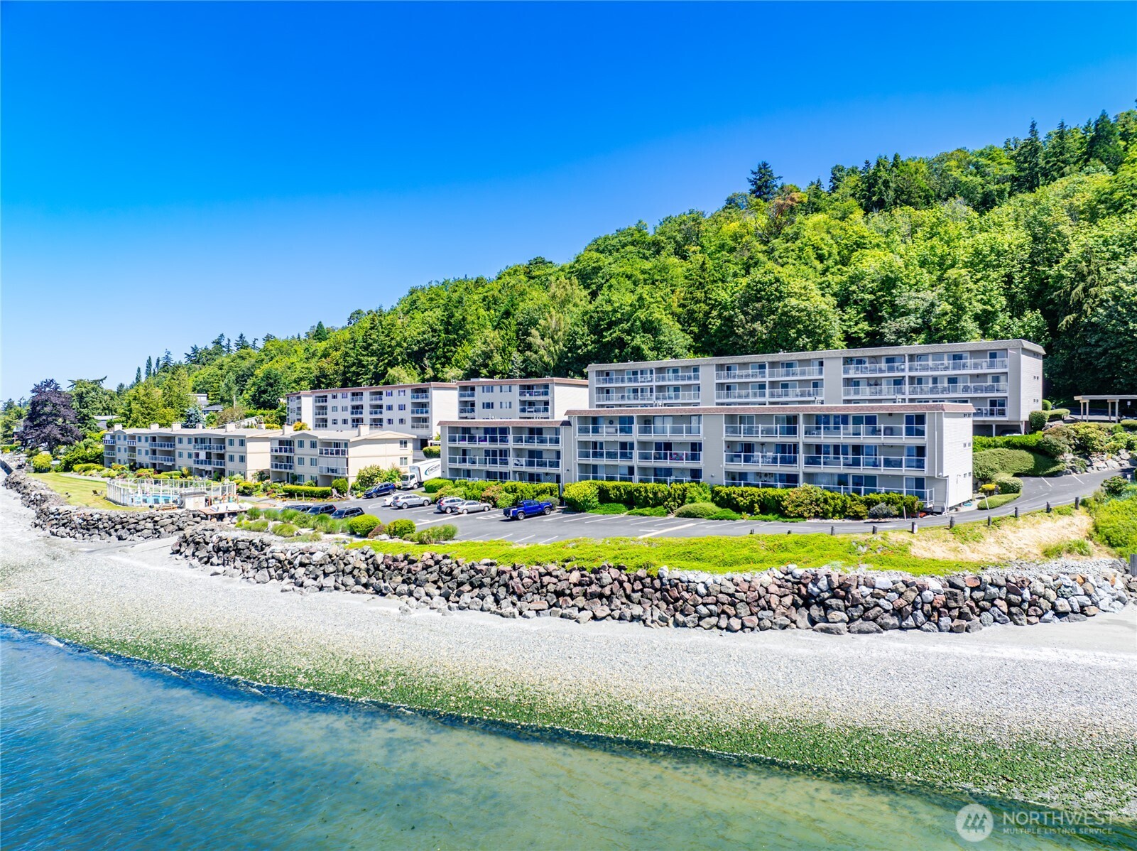 10203 47th Avenue SW Unit: C3