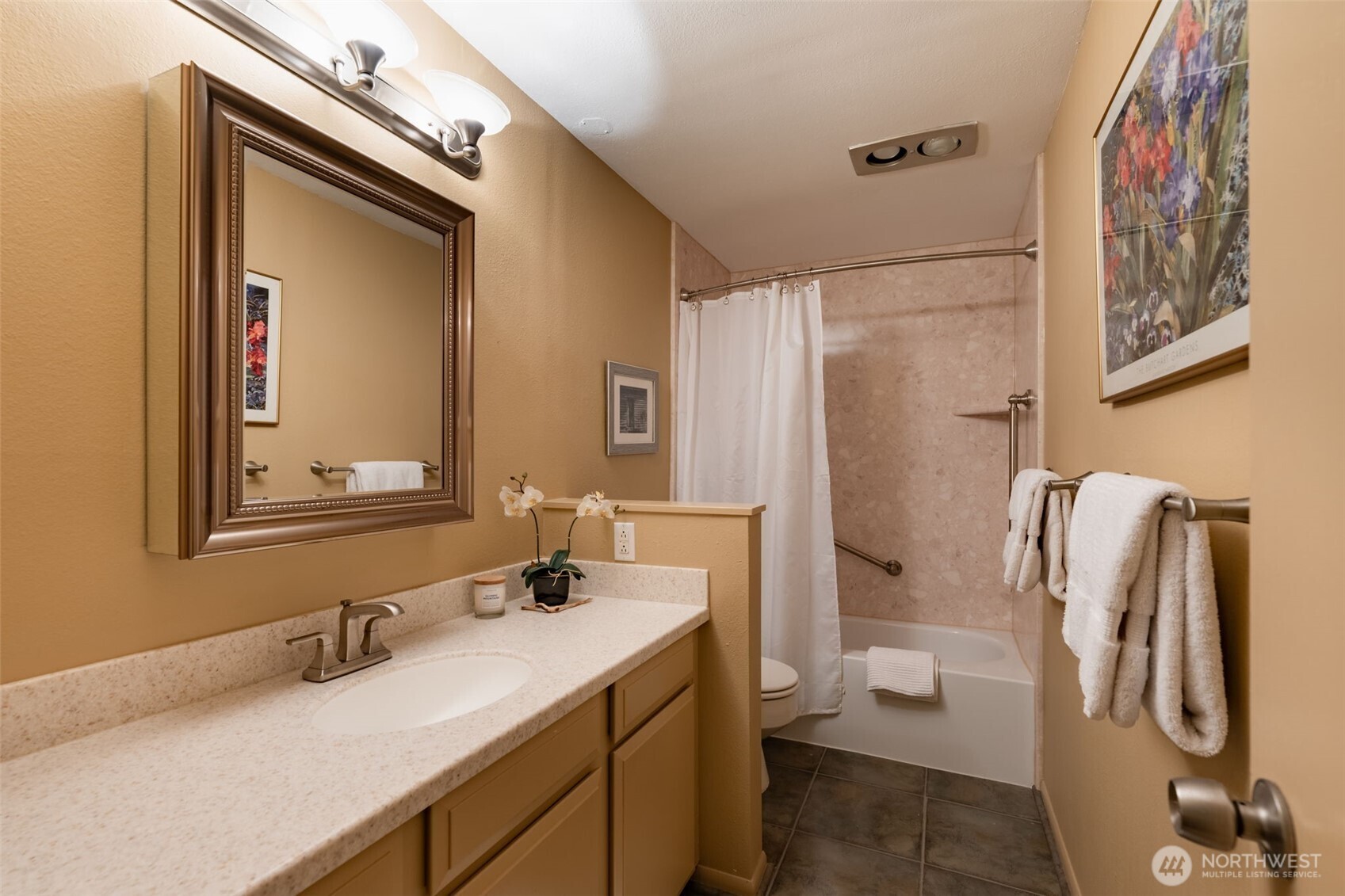 10203 47th Avenue SW Unit: C3