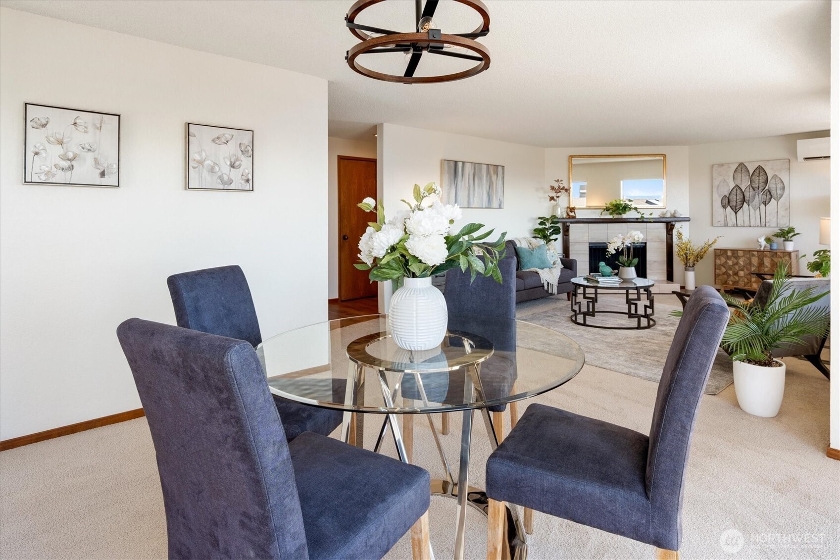 535 Walnut Street Unit: 202