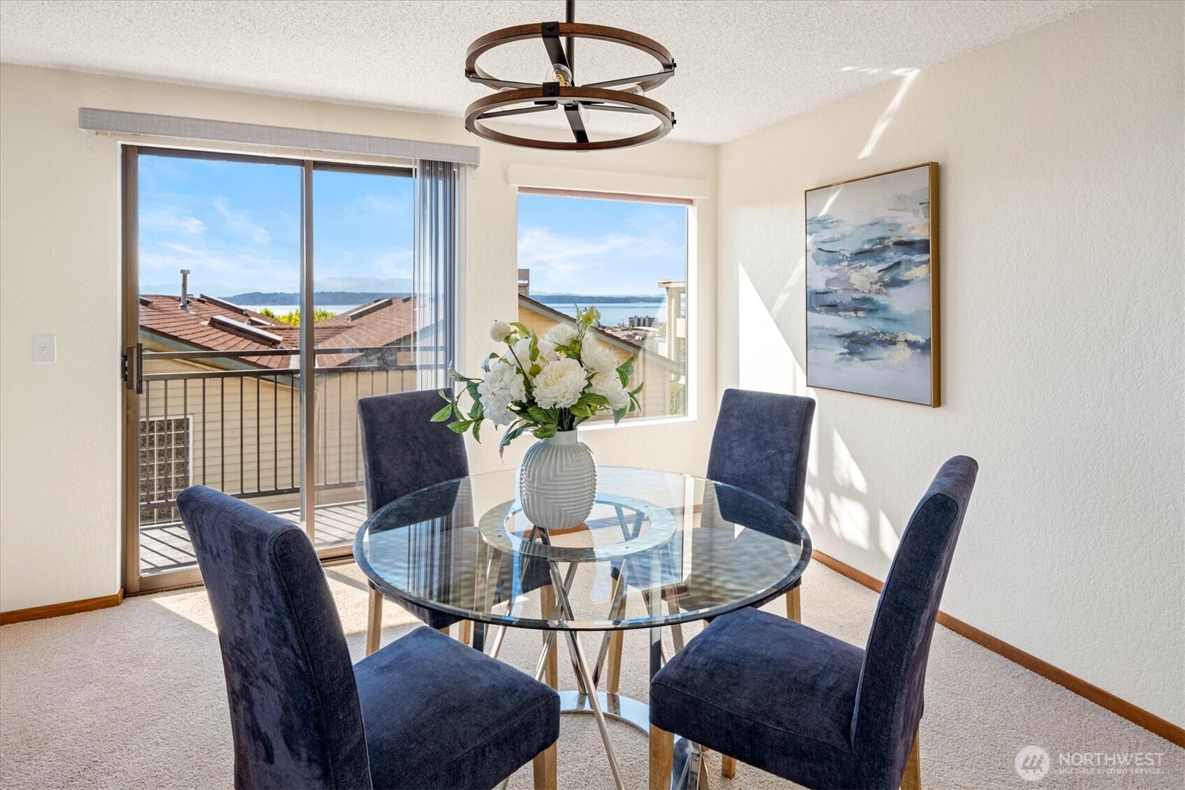 535 Walnut Street Unit: 202